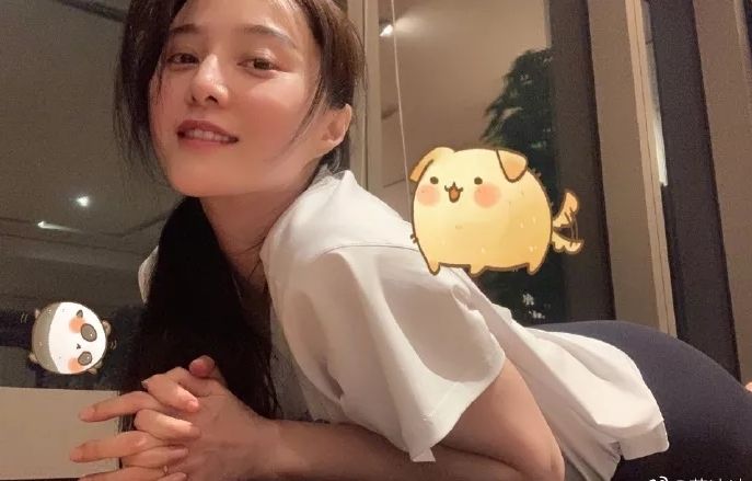 战斗少女高校破解版下载